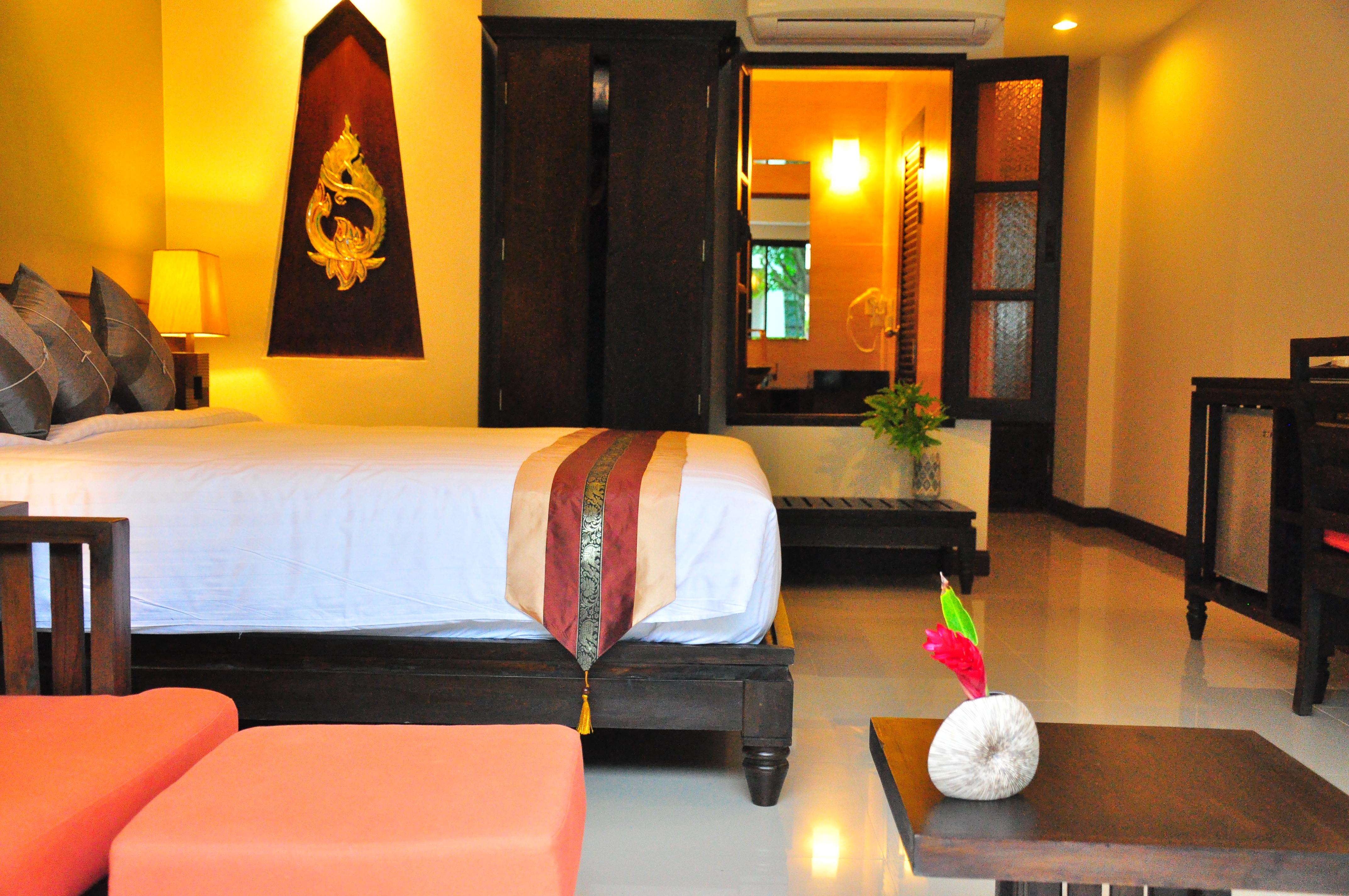 Navatara Phuket Resort Rawai Extérieur photo