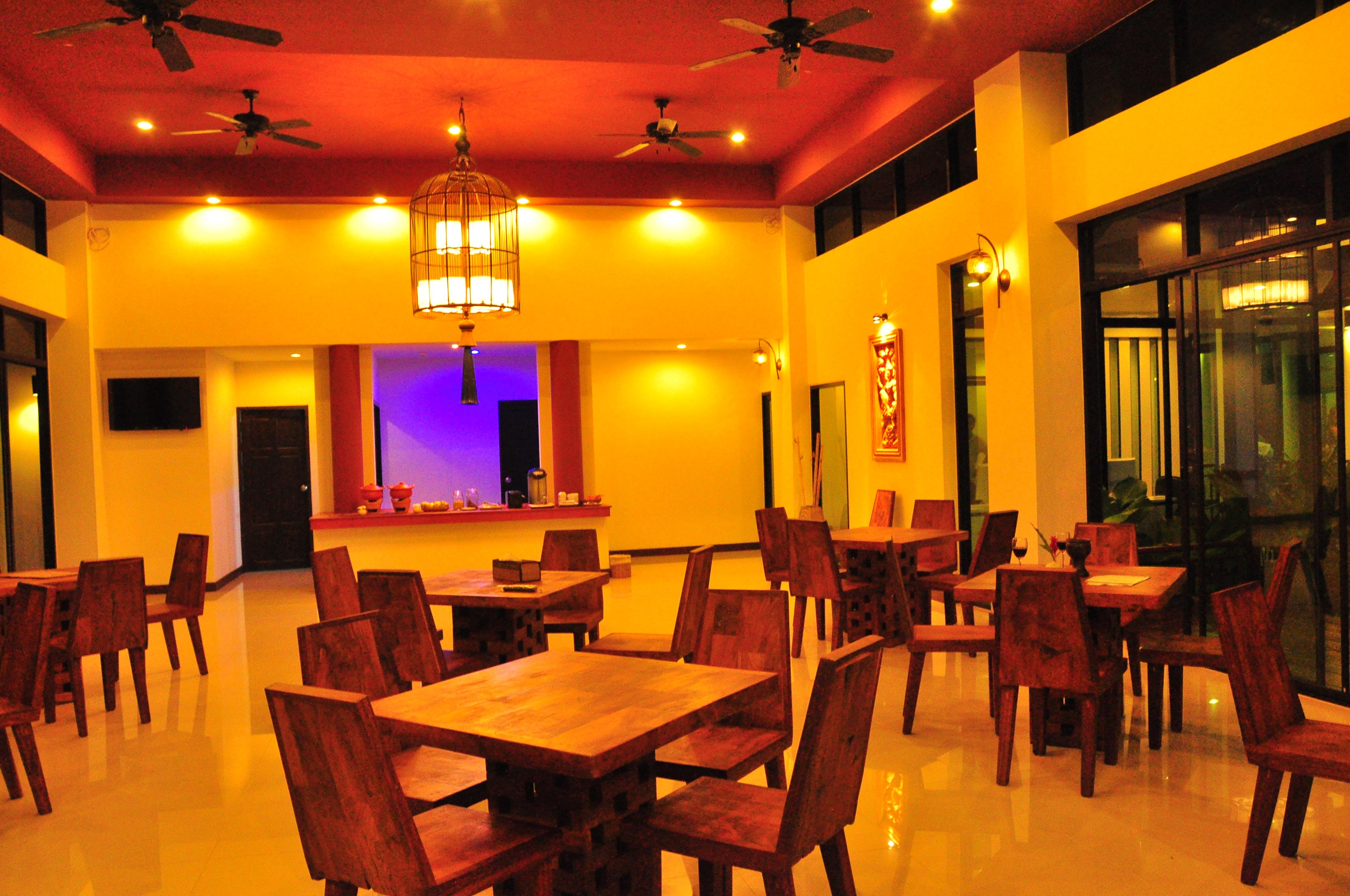 Navatara Phuket Resort Rawai Extérieur photo