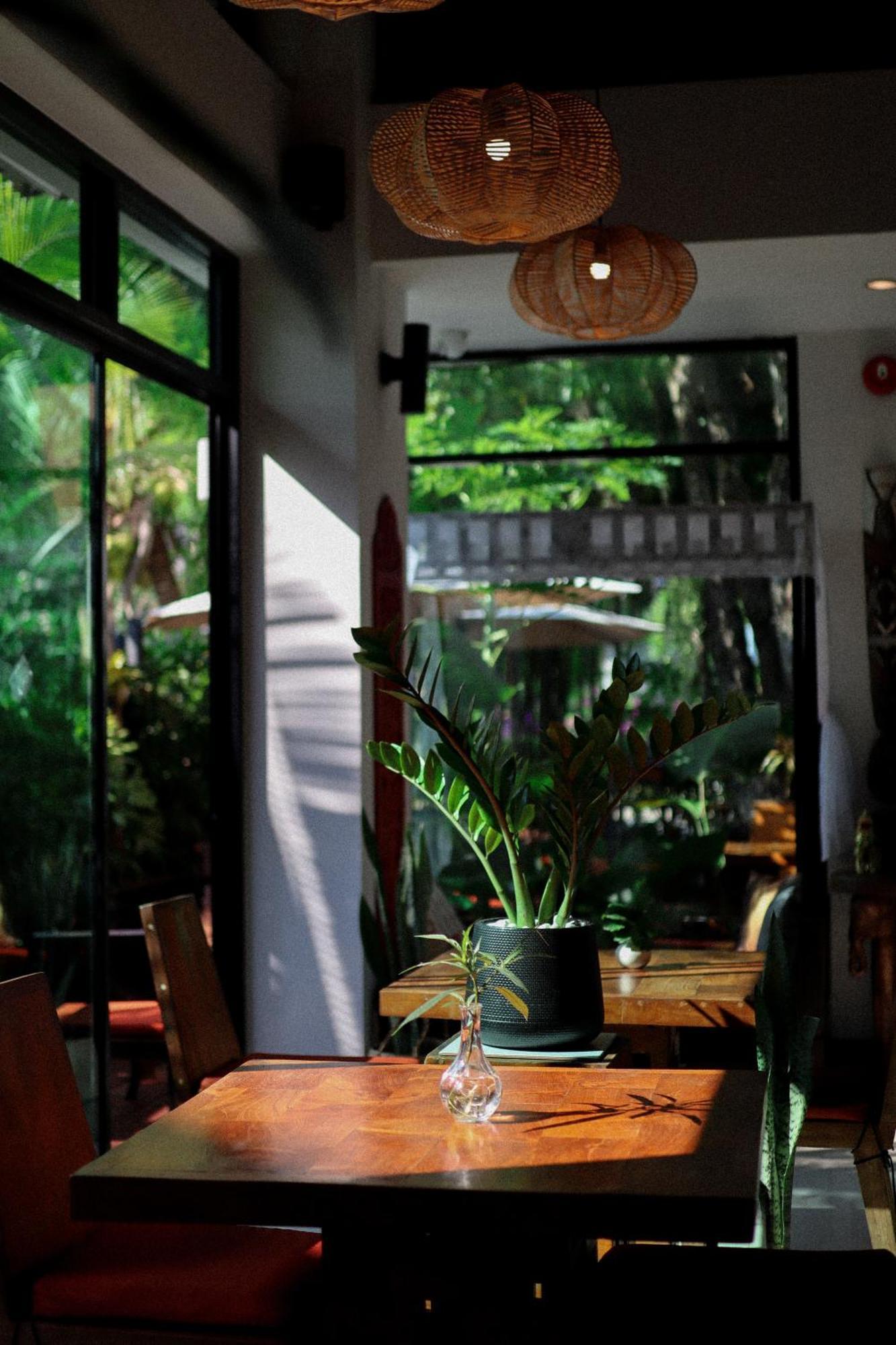 Navatara Phuket Resort Rawai Extérieur photo