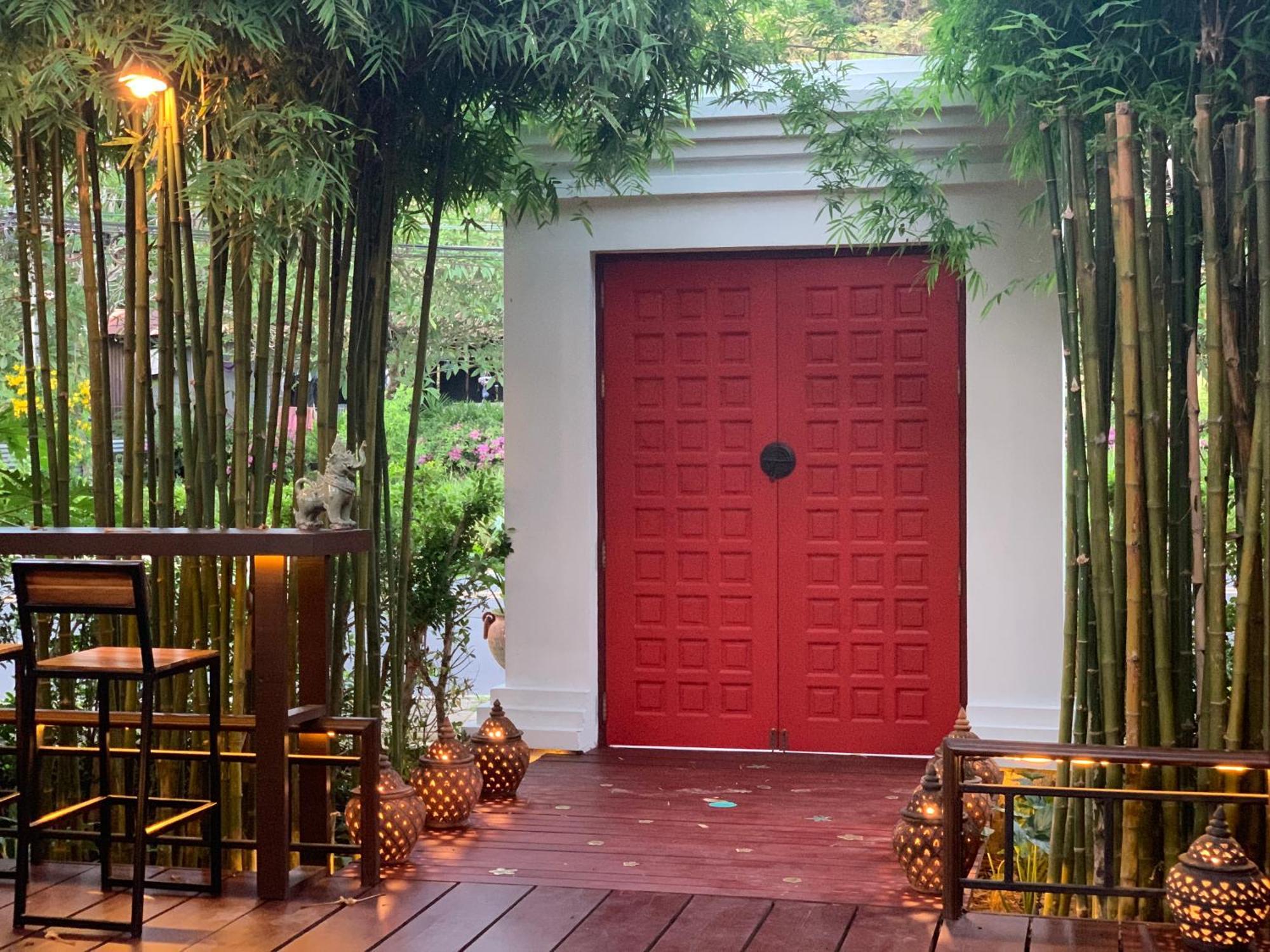 Navatara Phuket Resort Rawai Extérieur photo